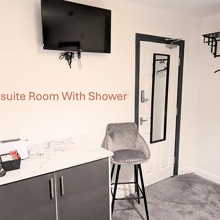 Blok 3 -Jacuzzi Suites, Apartment & Ensuite Rooms Blackpool Luaran gambar