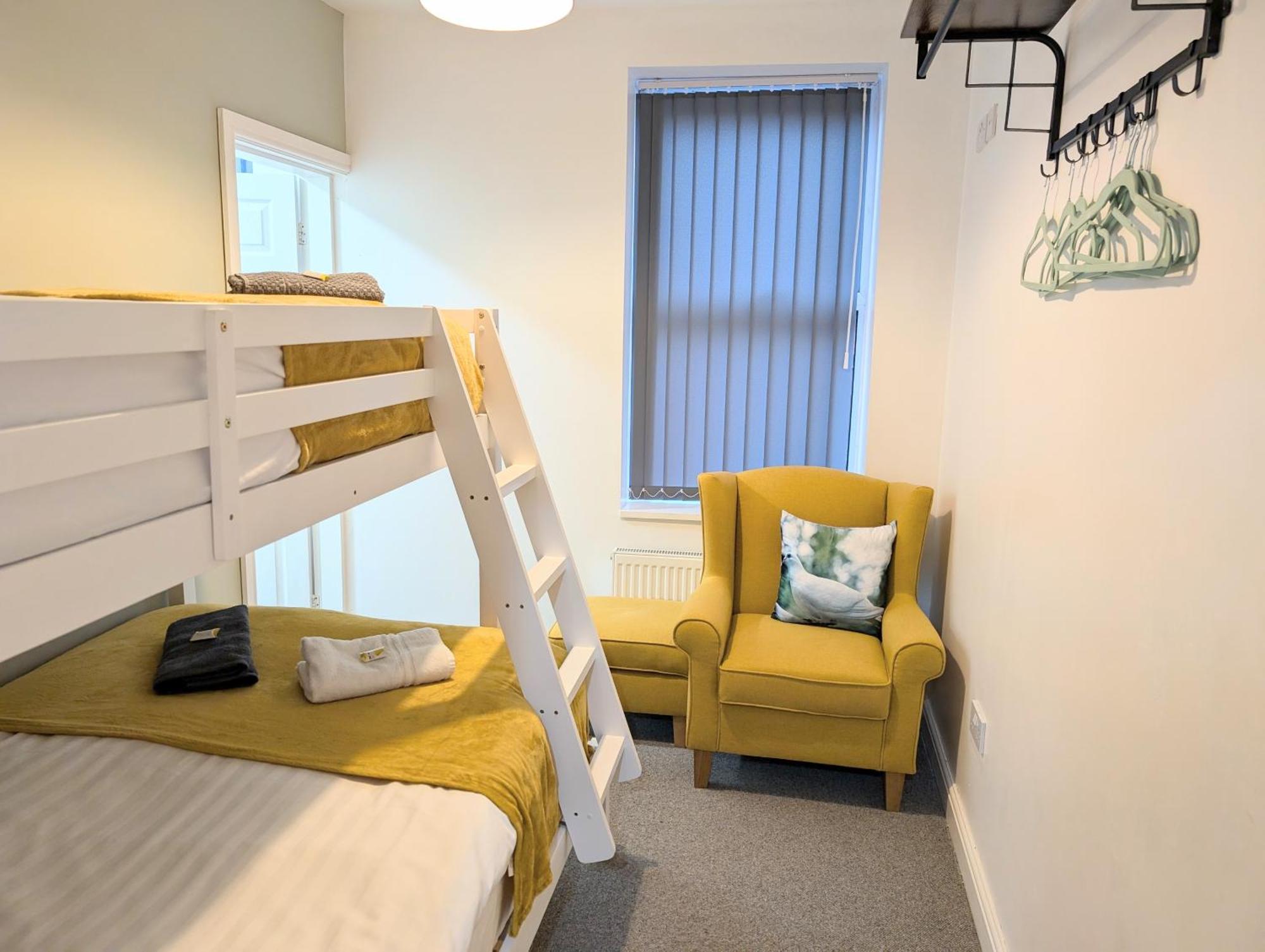 Blok 3 -Jacuzzi Suites, Apartment & Ensuite Rooms Blackpool Luaran gambar