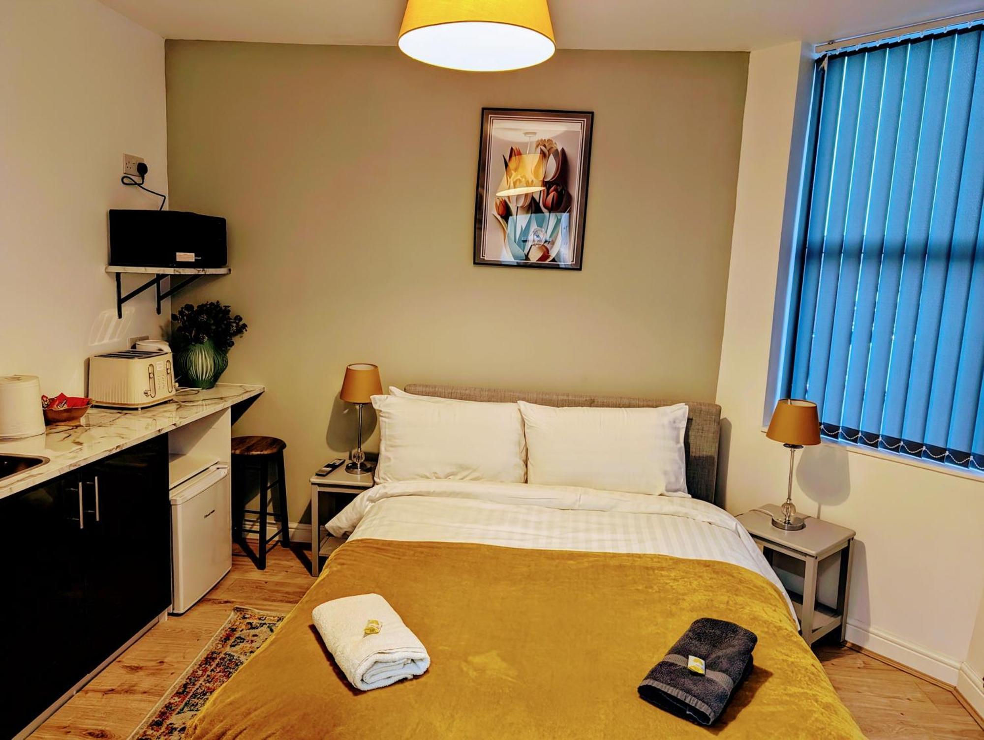 Blok 3 -Jacuzzi Suites, Apartment & Ensuite Rooms Blackpool Luaran gambar