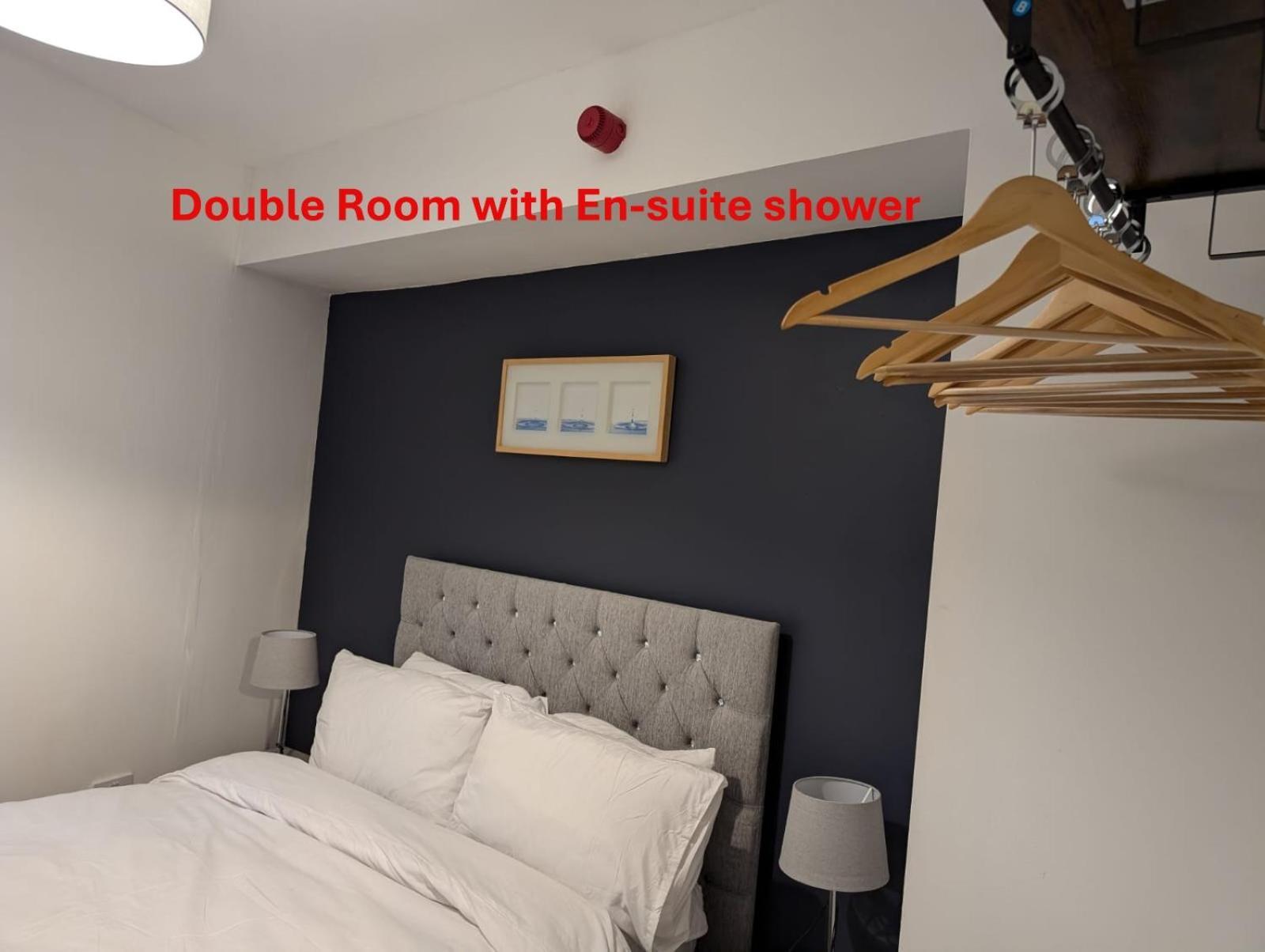 Blok 3 -Jacuzzi Suites, Apartment & Ensuite Rooms Blackpool Luaran gambar