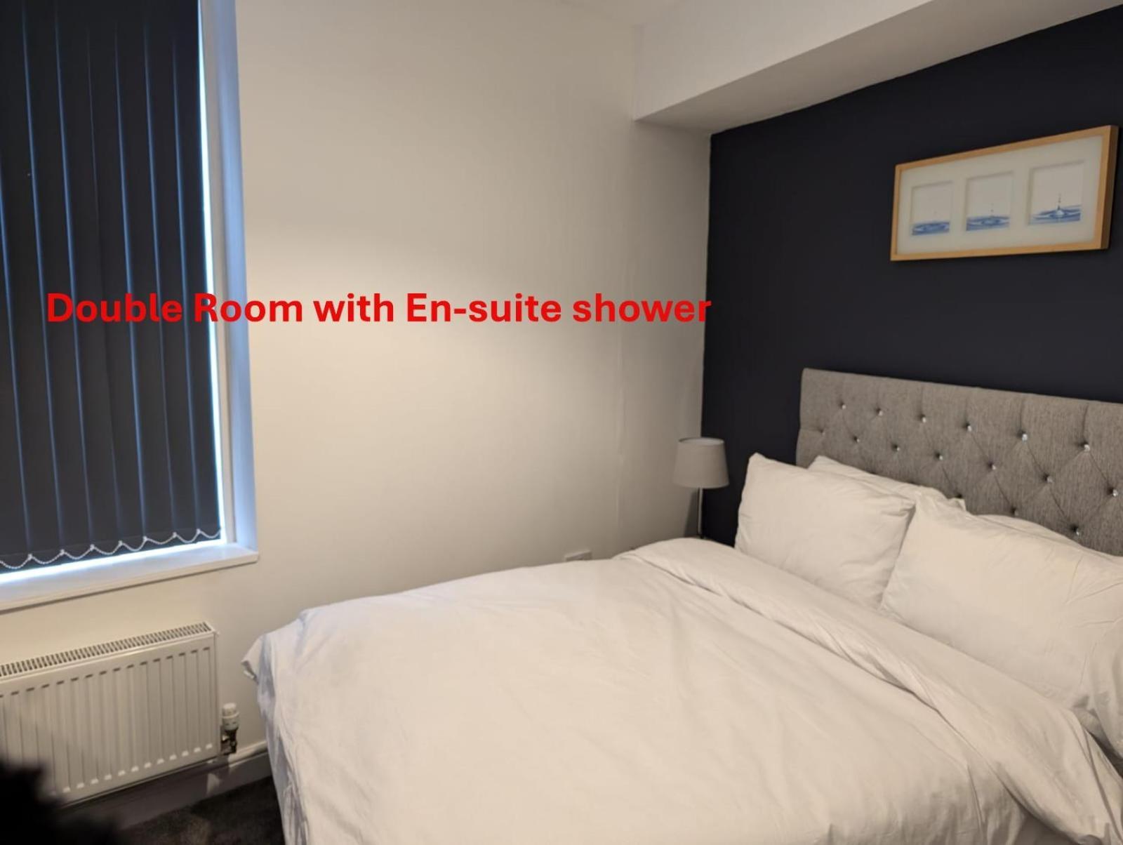 Blok 3 -Jacuzzi Suites, Apartment & Ensuite Rooms Blackpool Luaran gambar